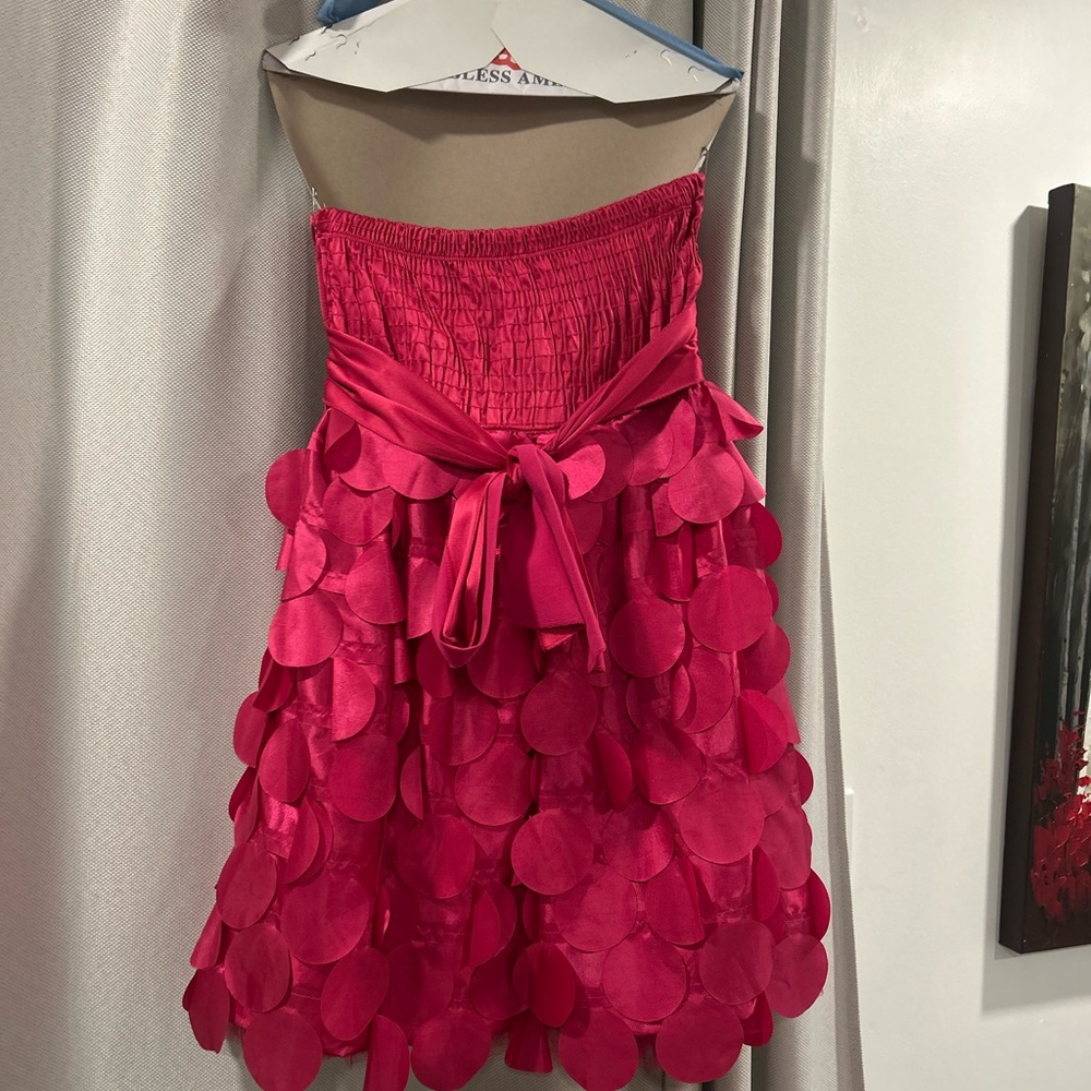 Fox Fuchsia Ruched Fabric - Picture 4 of 5